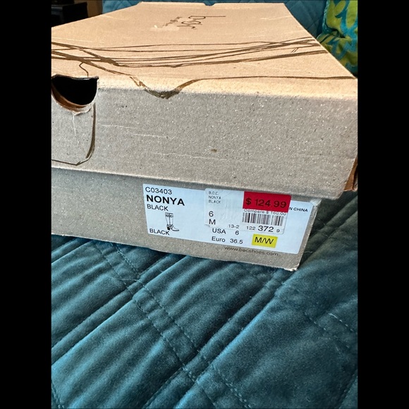 BOC Leather Boots - Picture 8 of 8